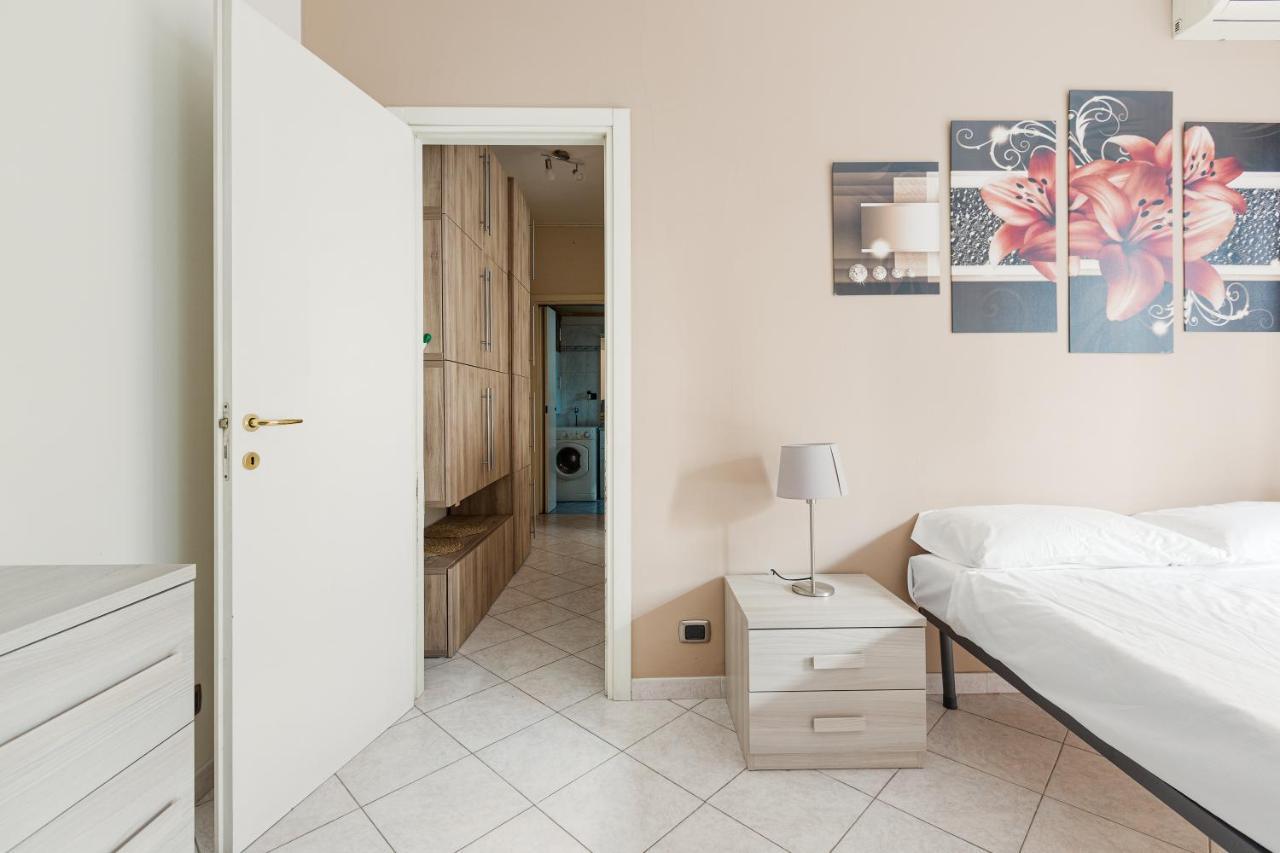 Udine M2 Balcony Apt Apartment Milan Luaran gambar